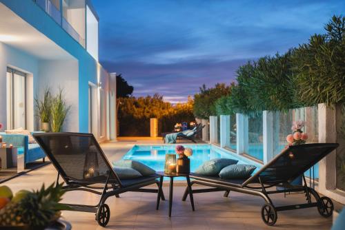 550702978 Monvidal by Bura Hotels - Adults Only