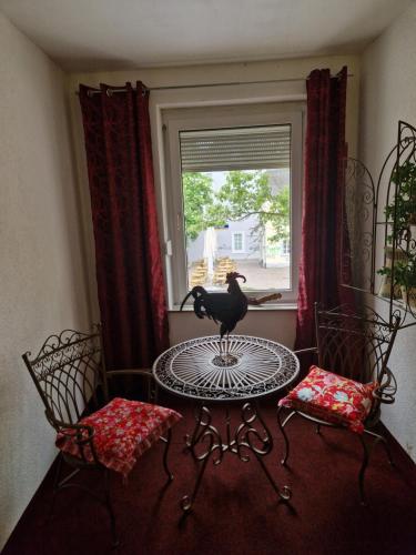 Ricks City Hotel - image 2