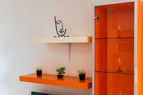 Orange Beachfront Studio by PS - image 3