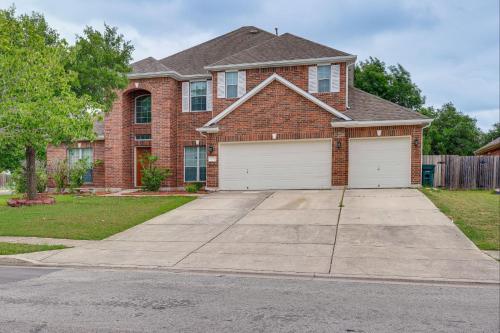 Spacious Vacation Home Less Than 20 Mi to Downtown Austin! in Kyle, USA