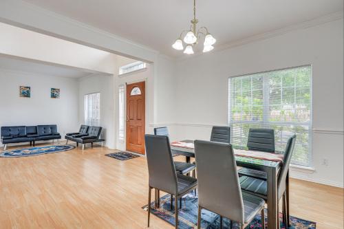 Spacious Vacation Home Less Than 20 Mi to Downtown Austin! in Kyle, USA