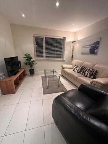 Apartment - Ground Floor image 7