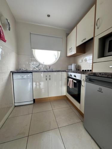 Apartment - Split Level image 4
