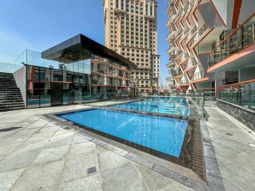 LUXFolio Retreats - Family-Friendly Haven - image 12
