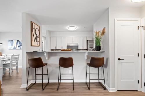 New LUXE APT 3BR Downtown Fay Unit B in Fayetteville, USA