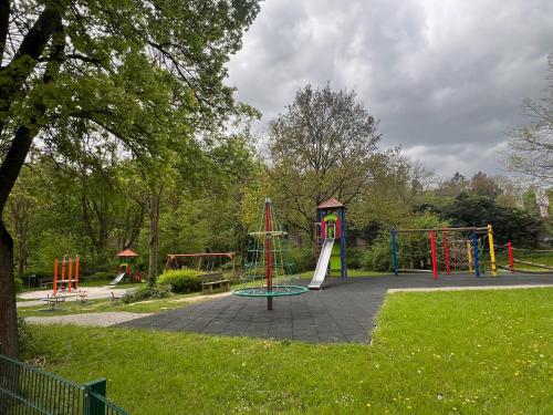 兒童遊樂場, Ferienwohnung am Limburger Park in 蘭河畔林堡