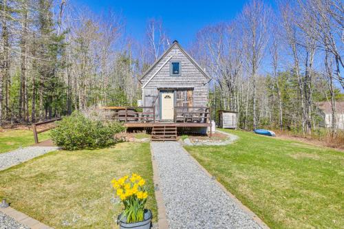 Rustic Searsport Cabin Loft and Sunroom on 10 Acres