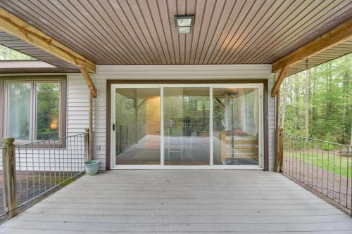 Waterfront Ridge Retreat Cabin on St Jeromes Creek - image 24