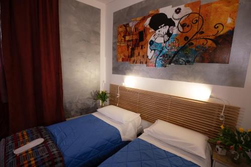 Like Romeo Suites - image 4