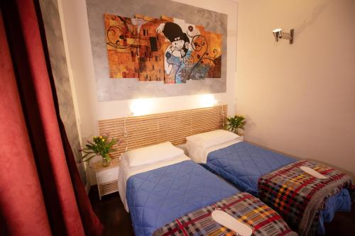 Like Romeo Suites - image 6