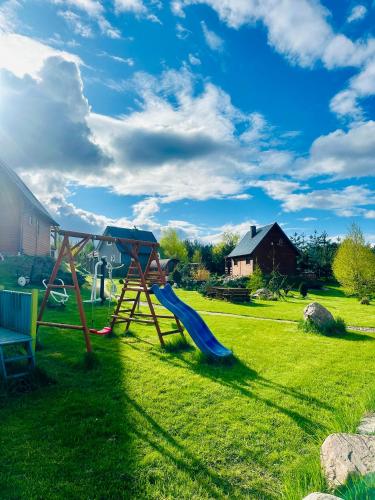 Dolina Bella - domek z balią, basenem, sauną i klimatyzacją w sercu Kaszub (Dolina Bella - domek z balia, basenem, sauna i klimatyzacja w sercu Kaszub) in Sikorzina
