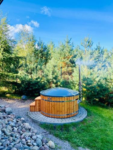 Dolina Bella - domek z balią, basenem, sauną i klimatyzacją w sercu Kaszub (Dolina Bella - domek z balia, basenem, sauna i klimatyzacja w sercu Kaszub) in Sikorzina