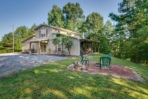 River Bend Lodge Heflin Home in the Woods!