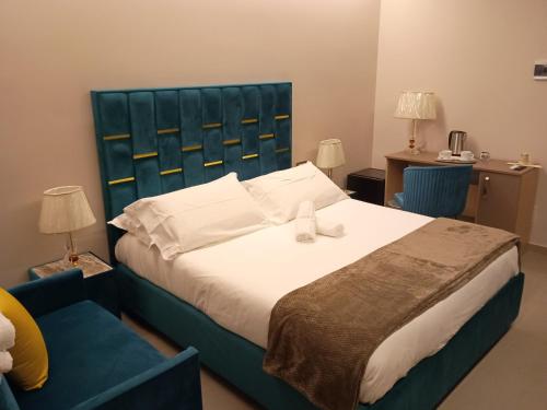 1 queen bed