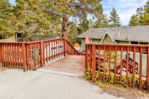 Antelope views #2416 in Big Bear City, USA