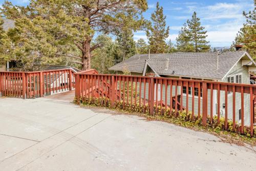 Antelope views #2416 in Big Bear City, USA