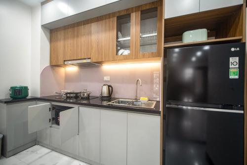 Lily Hometel - Confetti Apartment Nguyen Cong Tru - 주방