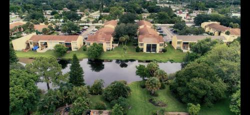 Condo 3bed 2bath 10 min to the Siesta Beach in Sarasota, USA