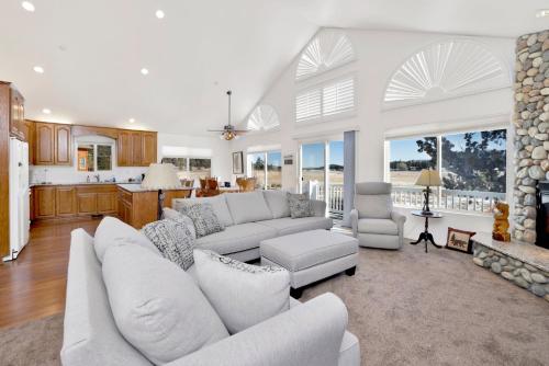 Big bear cozy hideaway #2253 in Minnelusa, USA
