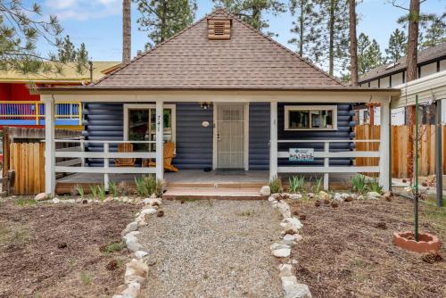 LA SUEGRAS CABAÑA #2314 in Big Bear City, Vereinigte Staaten von Amerika