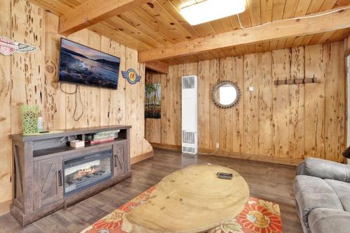 Mountain mindset #2393 in Big Bear City, USA