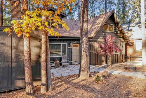 The teddy bear chalet #2257 in Big Bear Lake, USA