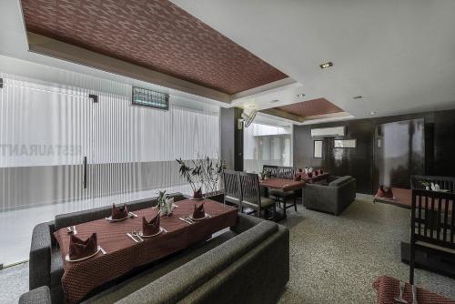 Raya Inn photo 4