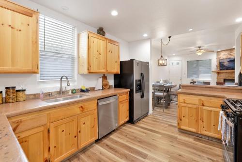 Fairway wings chalet #2292 in Big Bear City, USA