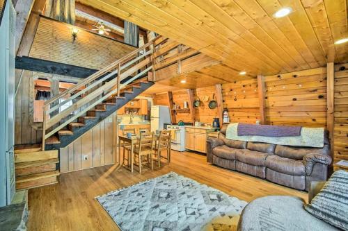 Cozy family cabin getaway#2459 in Big Bear City, USA