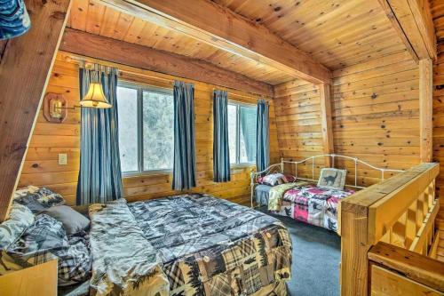 Cozy family cabin getaway#2459 in Big Bear City, USA