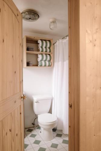 Oak knoll duplex studio unit 14 #2411 in Big Bear Lake, USA