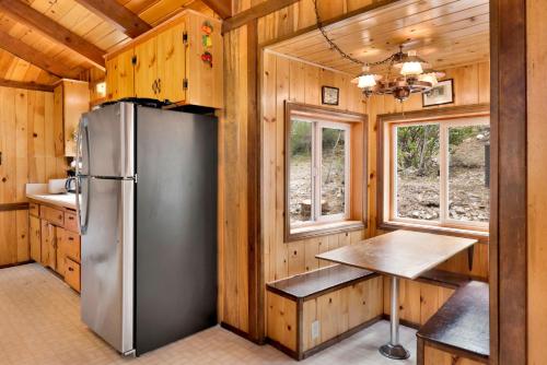 Cabin idle ours #933 in Fawnskin, USA