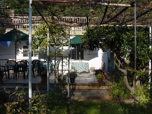 Балкон, Arbor View House Bed and Breakfast in Схід Маріон