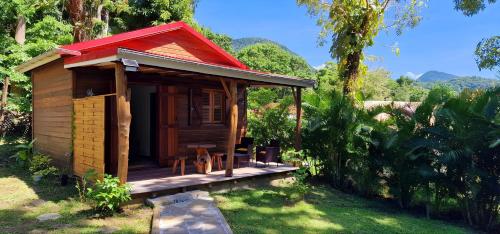 Exterior view, Bungalow le Balisier in Pointe-Noire
