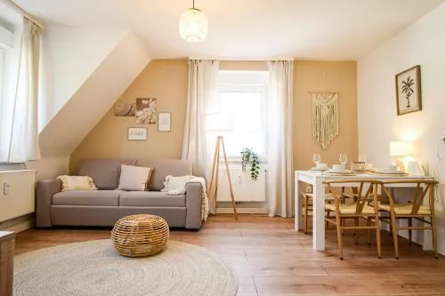 BOHO-Apartment - Feel like Home, Tiny Bathroom & Garage, 60m2 in Mühlacker, Deutschland
