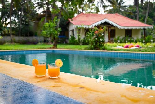 White Serenity Heritage Pool Villa near Beach Udupi