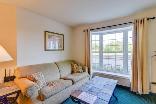 Cozy Pigeon Getaway, Close to Public Beaches! in Pigeon, USA