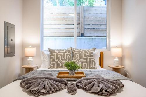 Perch - Urban View Haven, Seattle (photo 9)