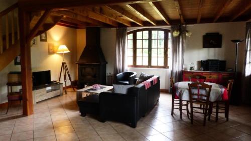 Gîte de France Le puy de diane (le dignou) 3 épis - Gîte de France 5 personnes MAE-5574 (Gite de France Le puy de diane (le dignou) 3 epis - Gite de France 5 personnes MAE-5574) in Egletons