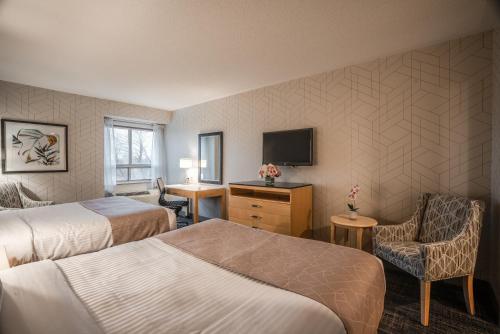 Monte Carlo Inn Barrie - Newly Renovated