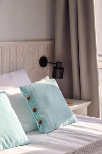 1 double bed