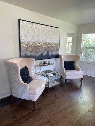 4 bed 3 bath Stay Heart of Louisville in Louisville, USA