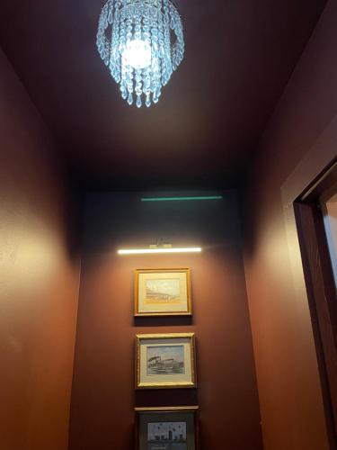 4 bed 3 bath Stay Heart of Louisville in Louisville, USA