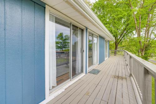 Shell Knob Home with Deck and Table Rock Lake View - image 5