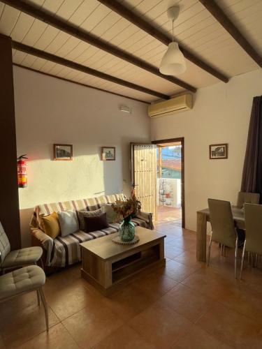 Casa Rural El Miajon Apartamentos in Zorita