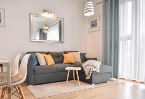 One-Bedroom Apartment with Free Parking - Uzdrowiskowa 32 Street image 7