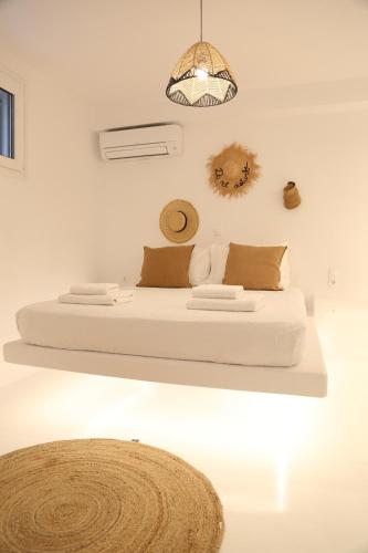 Villa Aderfia with private hot tub