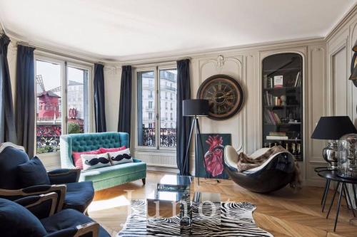 205sm luxury and design flat at Paris Montmartre, Parigi