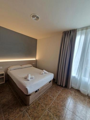 Hostal Rugaca - image 7
