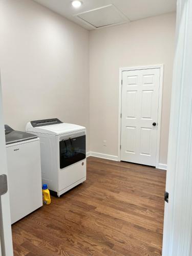 Beautiful New Riverfront Condo in Galax, USA